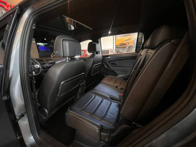 VOLKSWAGEN - TIGUAN - 2019/2019 - Cinza - R$ 158.900,00