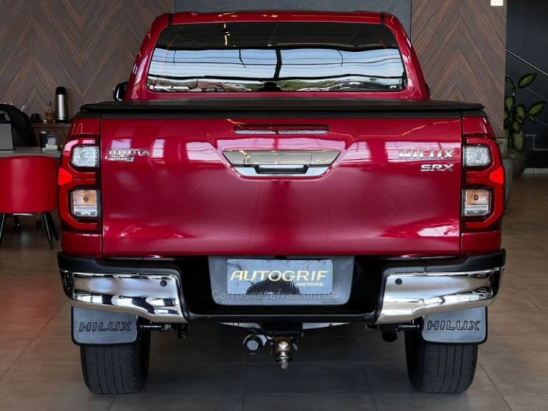TOYOTA - HILUX - 2021/2021 - Vermelha - R$ 244.900,00