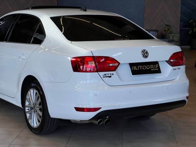 VOLKSWAGEN - JETTA - 2014/2014 - Branca - R$ 78.900,00
