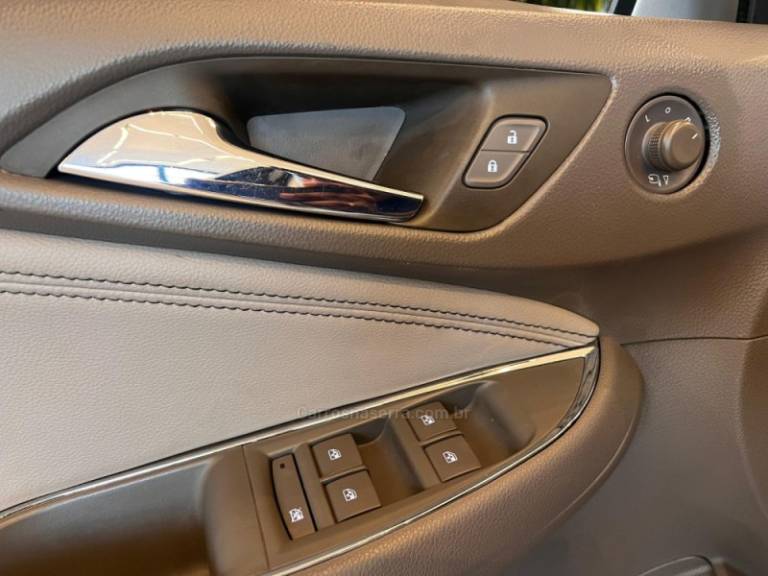 CHEVROLET - CRUZE - 2017/2017 - Prata - R$ 88.900,00