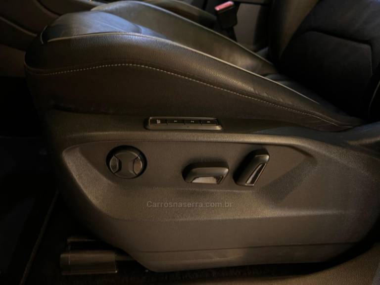 VOLKSWAGEN - TIGUAN - 2019/2019 - Cinza - R$ 159.900,00