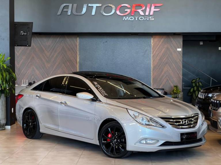 HYUNDAI - SONATA - 2012/2012 - Prata - R$ 68.900,00