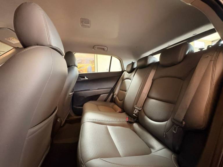 HYUNDAI - CRETA - 2021/2022 - Prata - R$ 93.900,00