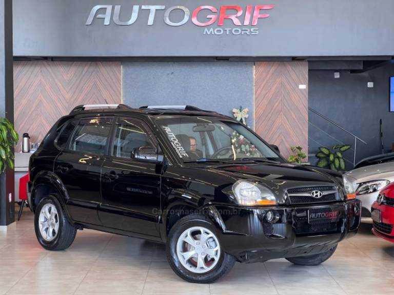 HYUNDAI - TUCSON - 2012/2013 - Preta - R$ 50.900,00