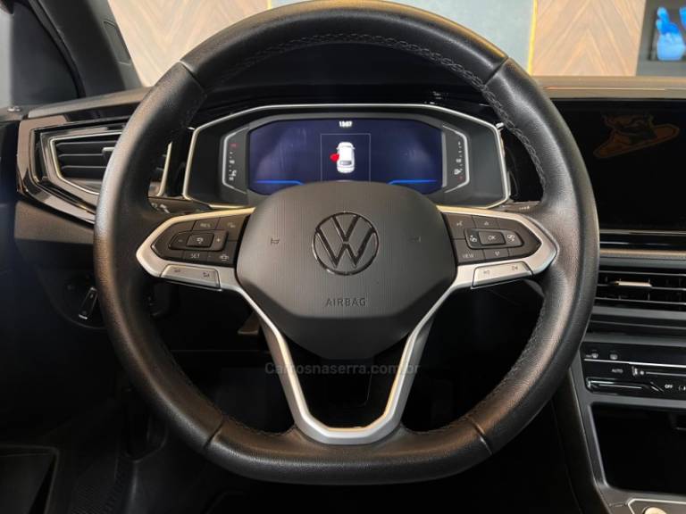 VOLKSWAGEN - NIVUS - 2022/2023 - Preta - R$ 124.900,00