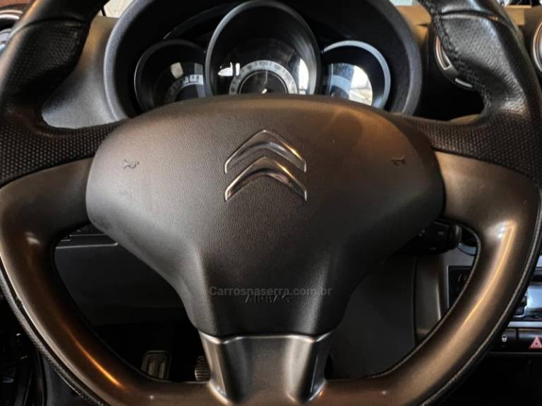 CITROËN - AIRCROSS - 2013/2013 - Preta - R$ 38.900,00