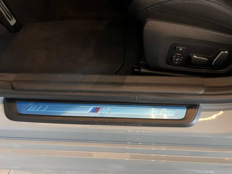 BMW - 320I - 2024/2025 - Cinza - R$ 369.900,00