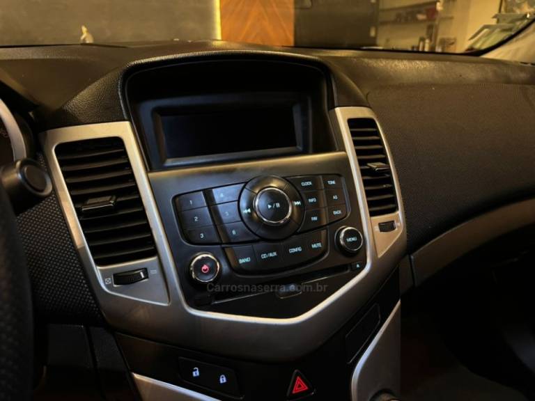 CHEVROLET - CRUZE - 2012/2012 - Preta - R$ 54.900,00