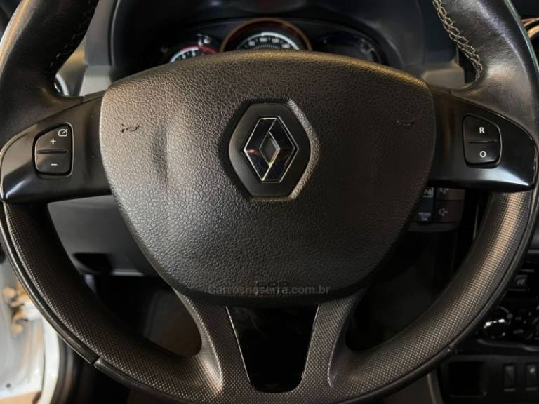 RENAULT - DUSTER - 2019/2020 - Branca - R$ 75.900,00
