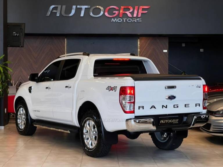 FORD - RANGER - 2019/2019 - Branca - R$ 155.900,00