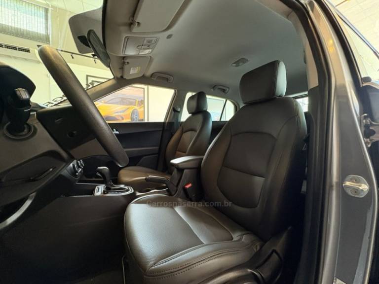 HYUNDAI - CRETA - 2021/2022 - Prata - R$ 93.900,00