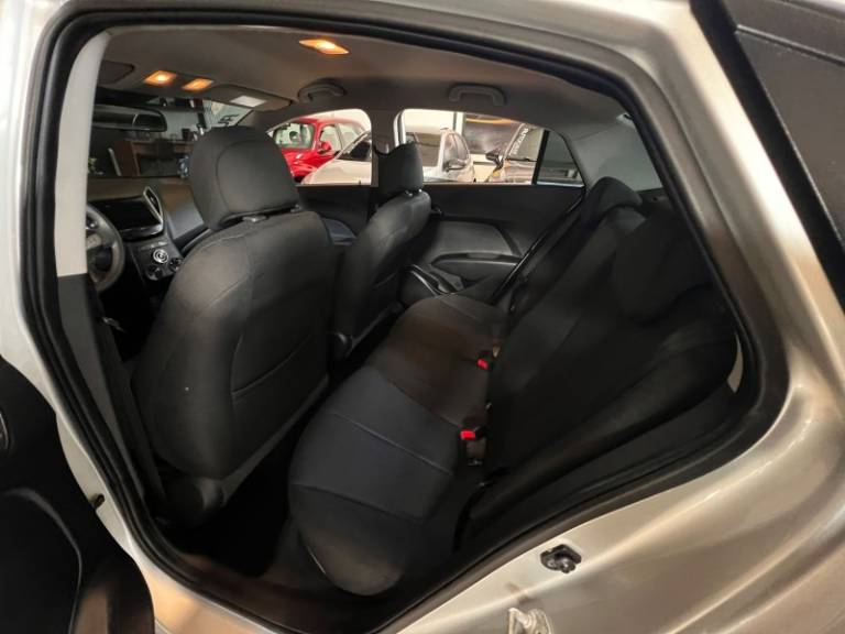 HYUNDAI - HB20S - 2014/2014 - Prata - R$ 55.900,00