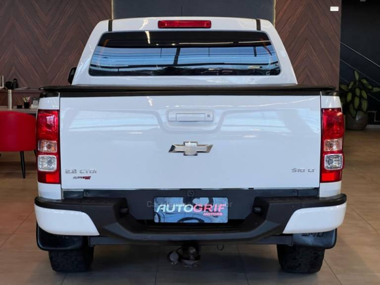 CHEVROLET - S10 - 2013/2014 - Branca - R$ 109.900,00