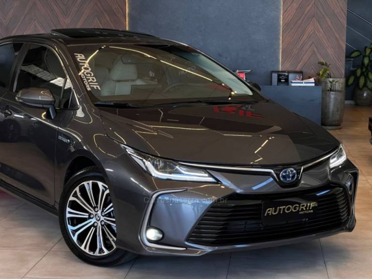 TOYOTA - COROLLA - 2022/2022 - Cinza - R$ 144.900,00