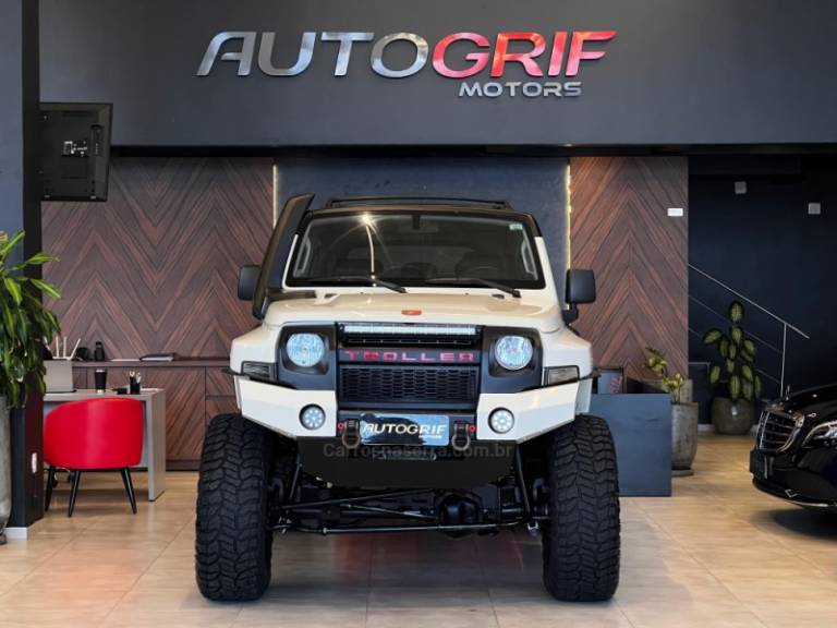 TROLLER - T4 - 2015/2015 - Branca - R$ 169.900,00