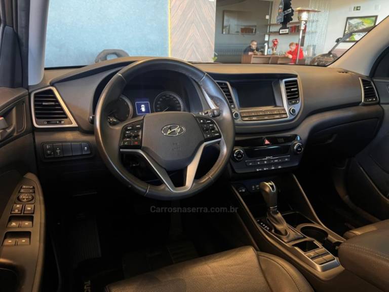 HYUNDAI - TUCSON - 2018/2018 - Cinza - R$ 108.900,00