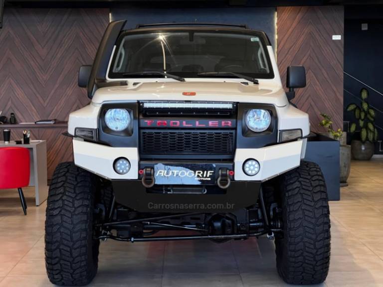 TROLLER - T4 - 2015/2015 - Branca - R$ 169.900,00