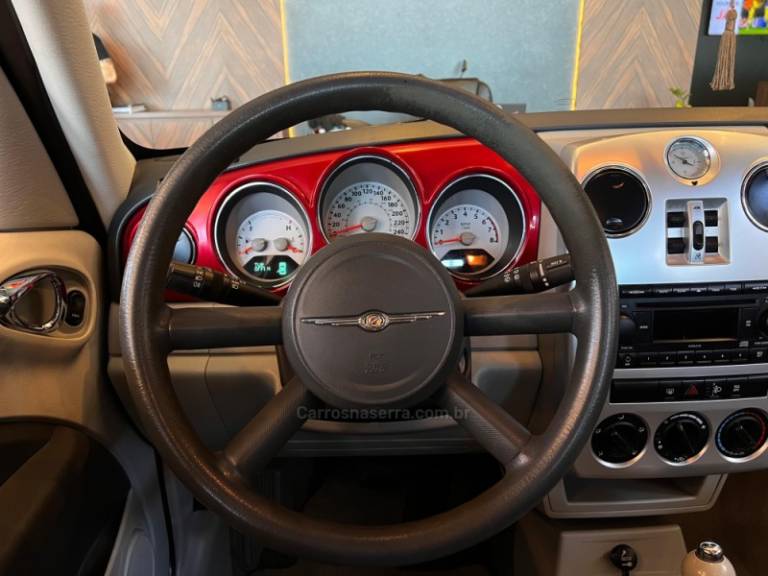 CHRYSLER - PT CRUISER - 2008/2009 - Vermelha - R$ 38.900,00
