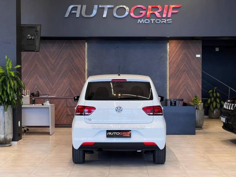 VOLKSWAGEN - FOX - 2018/2019 - Branca - R$ 58.900,00