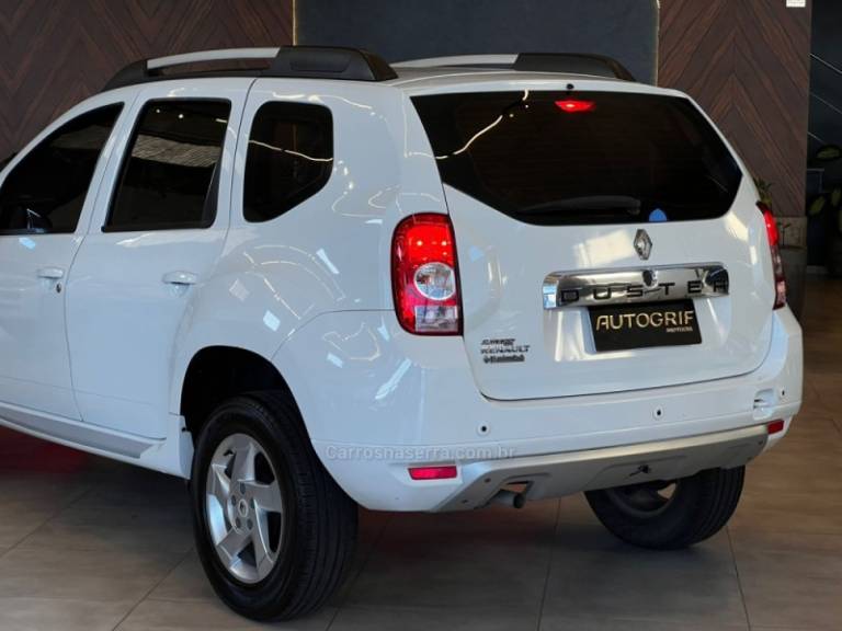 RENAULT - DUSTER - 2012/2013 - Branca - R$ 55.900,00