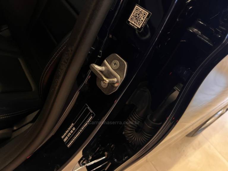 MERCEDES-BENZ - C 180 - 2019/2020 - Azul - R$ 158.900,00