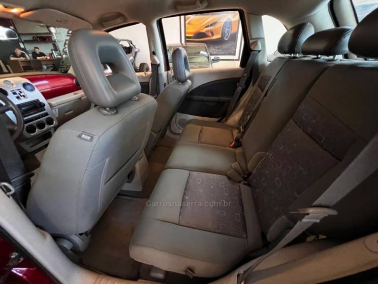 CHRYSLER - PT CRUISER - 2008/2009 - Vermelha - R$ 38.900,00