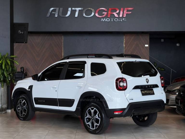 RENAULT - DUSTER - 2024/2024 - Branca - R$ 109.900,00