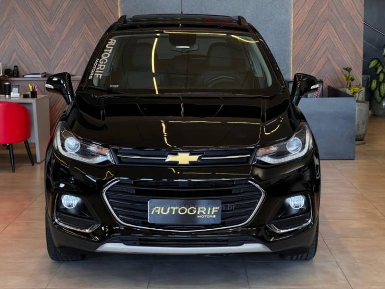 CHEVROLET - TRACKER - 2018/2018 - Preta - R$ 89.900,00