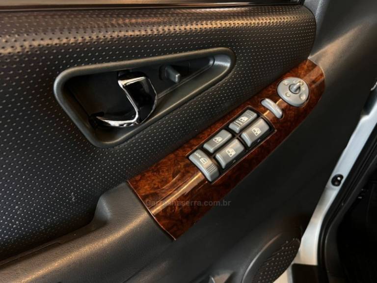 CHEVROLET - S10 - 2010/2010 - Prata - R$ 64.900,00