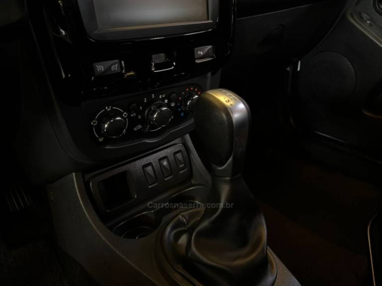 RENAULT - DUSTER - 2019/2020 - Branca - R$ 75.900,00