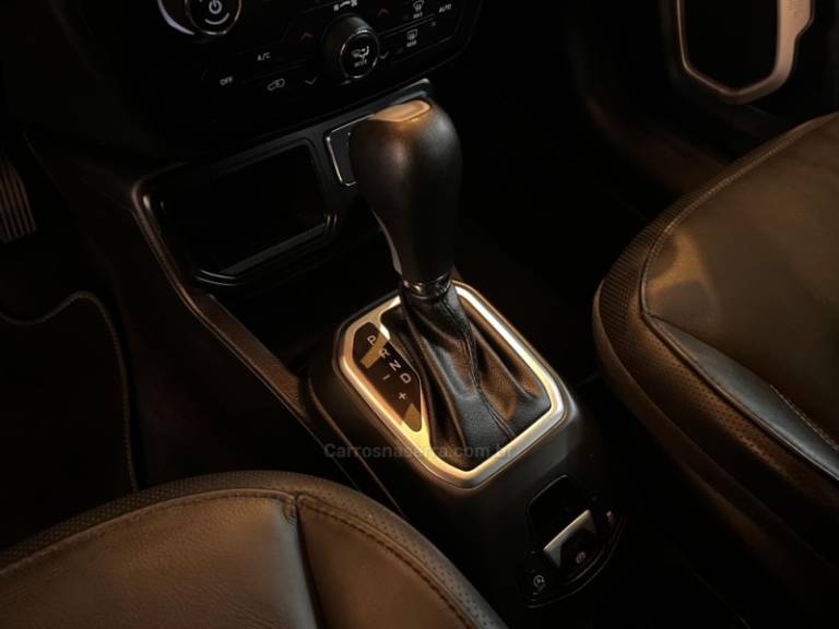 JEEP - RENEGADE - 2021/2021 - Branca - R$ 87.900,00