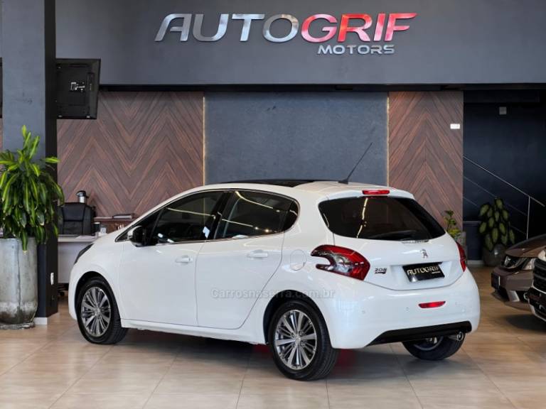 PEUGEOT - 208 - 2016/2017 - Branca - R$ 58.900,00