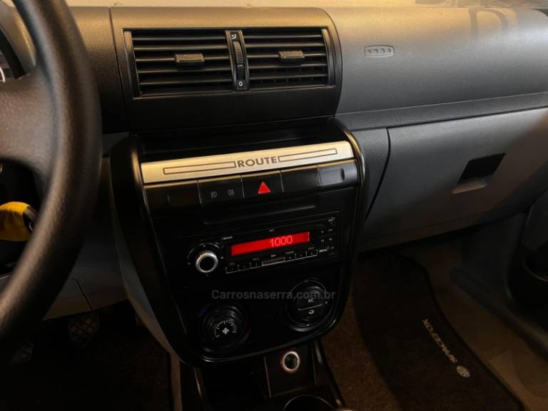 VOLKSWAGEN - SPACEFOX - 2010/2010 - Prata - R$ 35.900,00