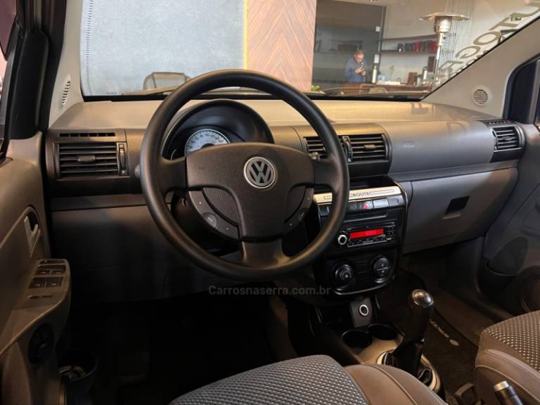 VOLKSWAGEN - SPACEFOX - 2010/2010 - Prata - R$ 35.900,00