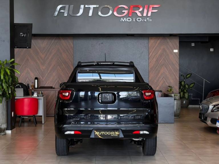 FIAT - TORO - 2022/2022 - Preta - R$ 99.900,00