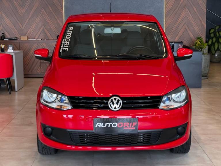 VOLKSWAGEN - FOX - 2010/2010 - Vermelha - R$ 28.900,00