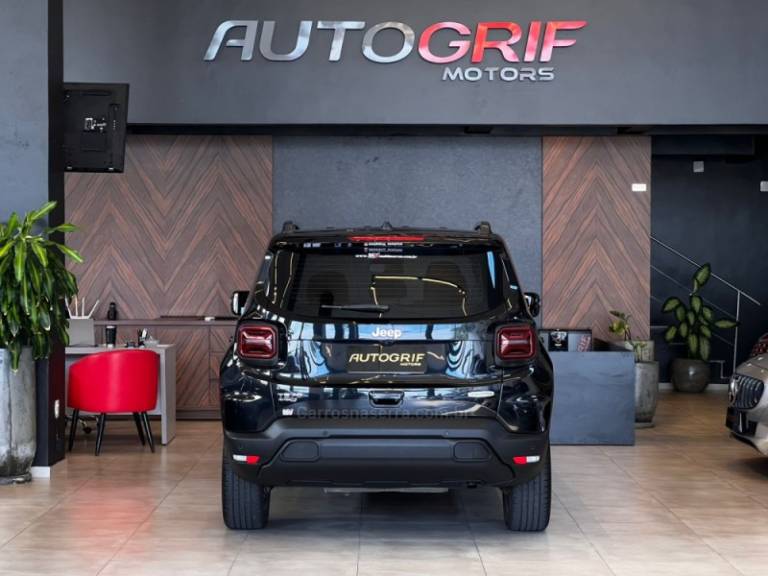 JEEP - RENEGADE - 2022/2022 - Preta - R$ 103.900,00