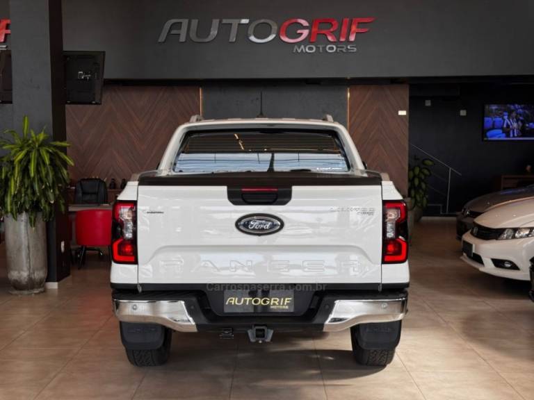 FORD - RANGER - 2024/2025 - Branca - R$ 308.900,00