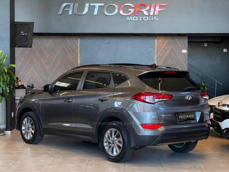 HYUNDAI - TUCSON - 2018/2018 - Cinza - R$ 108.900,00