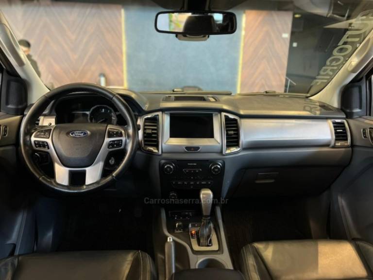 FORD - RANGER - 2019/2019 - Branca - R$ 155.900,00