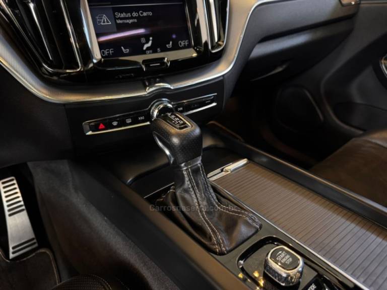 VOLVO - XC60 - 2018/2018 - Branca - R$ 159.900,00