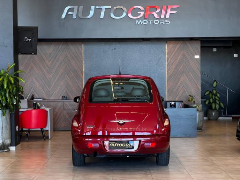 CHRYSLER - PT CRUISER - 2008/2009 - Vermelha - R$ 38.900,00