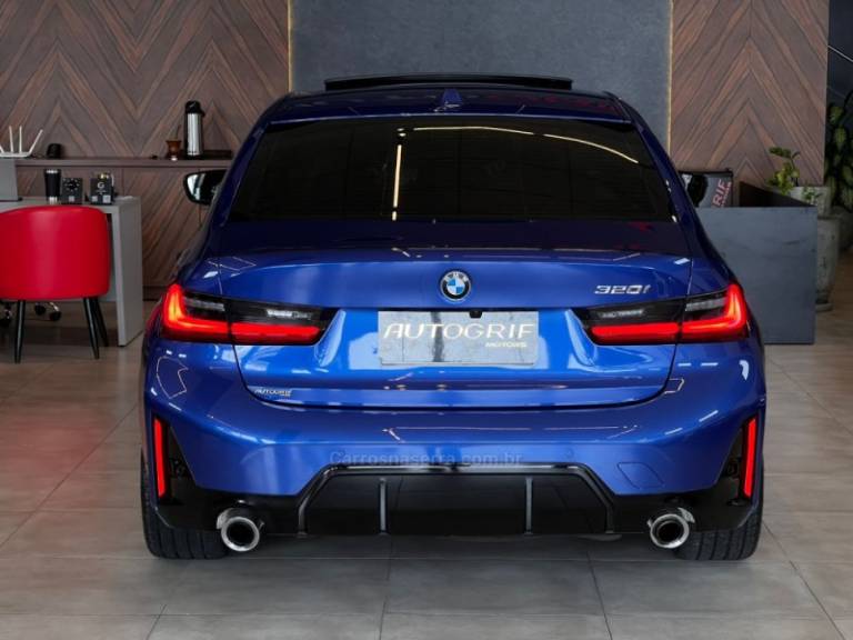 BMW - 320I - 2024/2024 - Azul - R$ 314.900,00