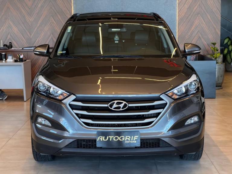 HYUNDAI - TUCSON - 2018/2018 - Cinza - R$ 108.900,00