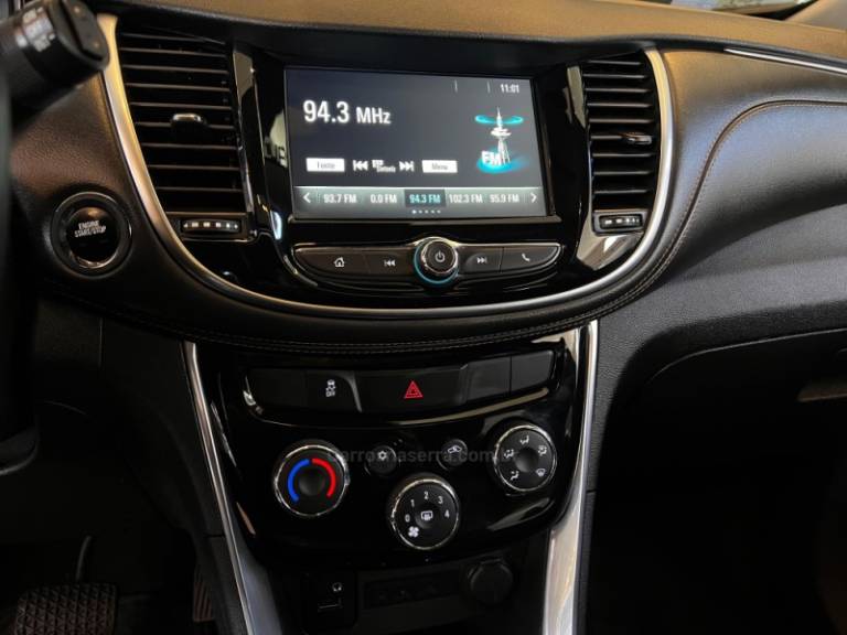 CHEVROLET - TRACKER - 2018/2018 - Preta - R$ 89.900,00