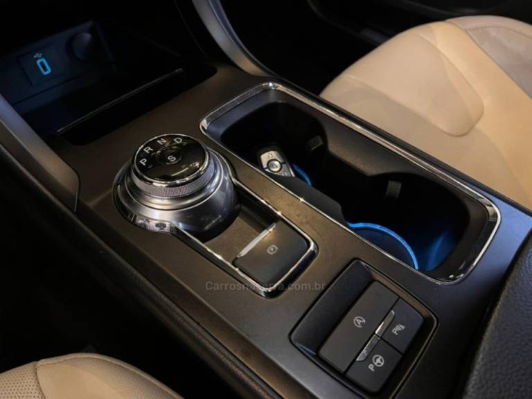 FORD - FUSION - 2018/2018 - Branca - R$ 107.900,00