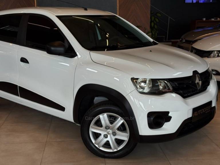 RENAULT - KWID - 2021/2021 - Branca - R$ 39.900,00