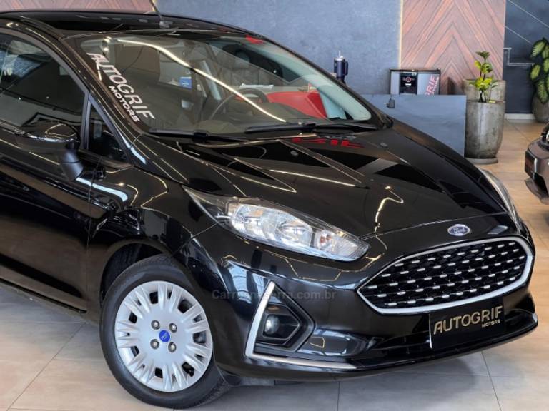 FORD - FIESTA - 2018/2018 - Preta - R$ 55.900,00