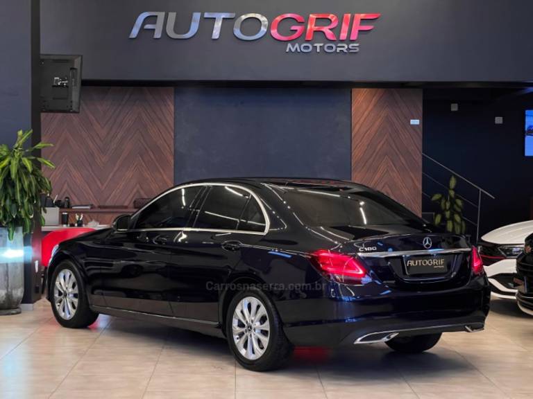 MERCEDES-BENZ - C 180 - 2019/2020 - Azul - R$ 158.900,00