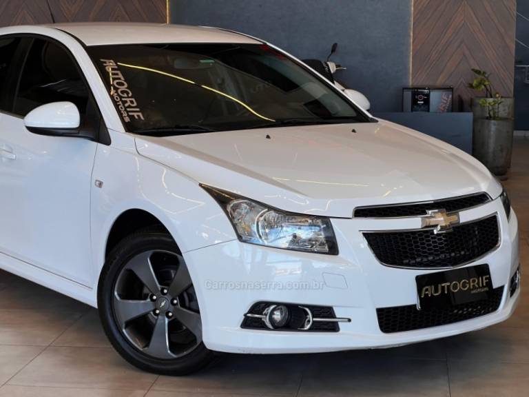 CHEVROLET - CRUZE - 2014/2014 - Branca - R$ 61.900,00